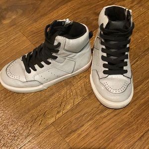 New Gap Kids Silver High Top Tennis Shoes. Size 12